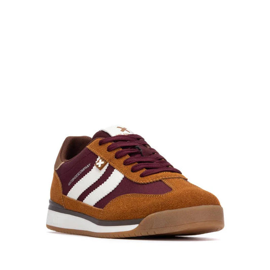 Zapatillas de mujer planas marrón XTI