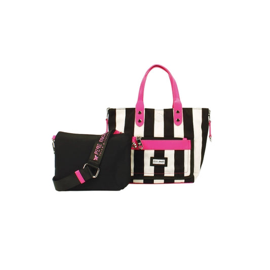 Bolso reversible Pepe Moll 251280 con rayas y asas fucsia, lado liso en negro.