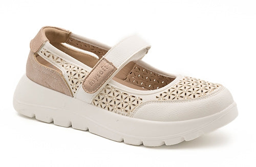 Merceditas My Soft de color blanco y troqueladas para mejorar la transpiración