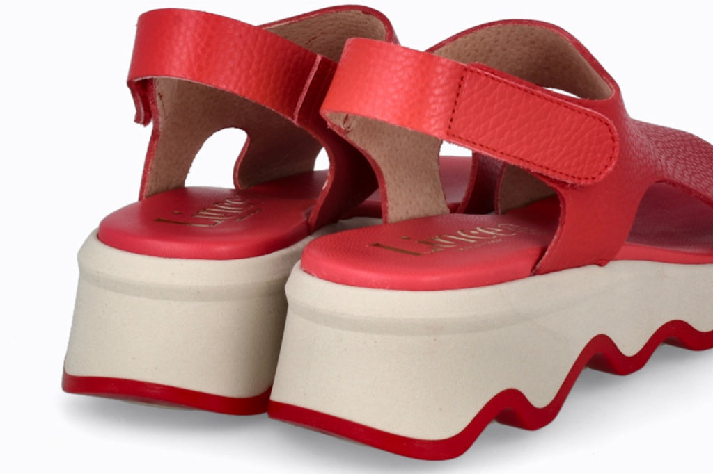 Sandalia Bugui Rojo - Diseño y ligereza