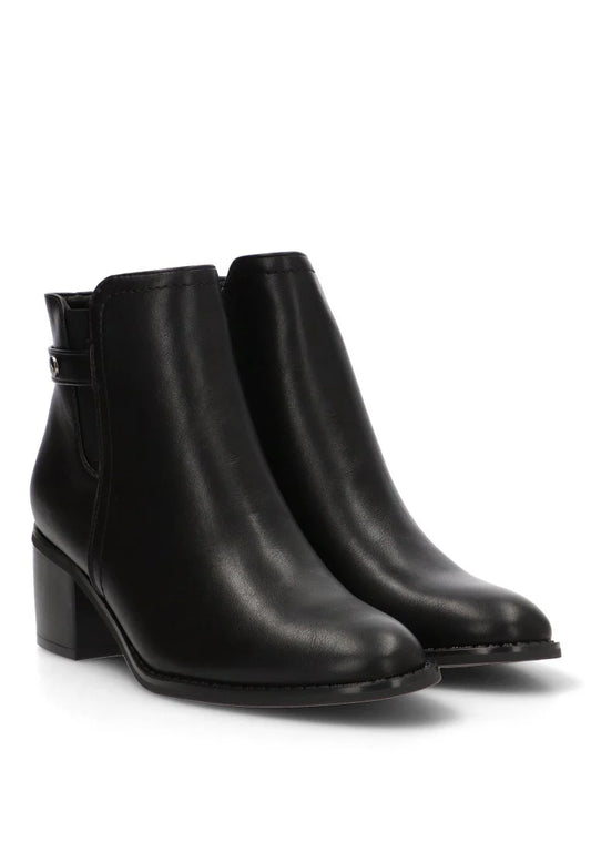 Botín Amalia de ETIKA en Negro