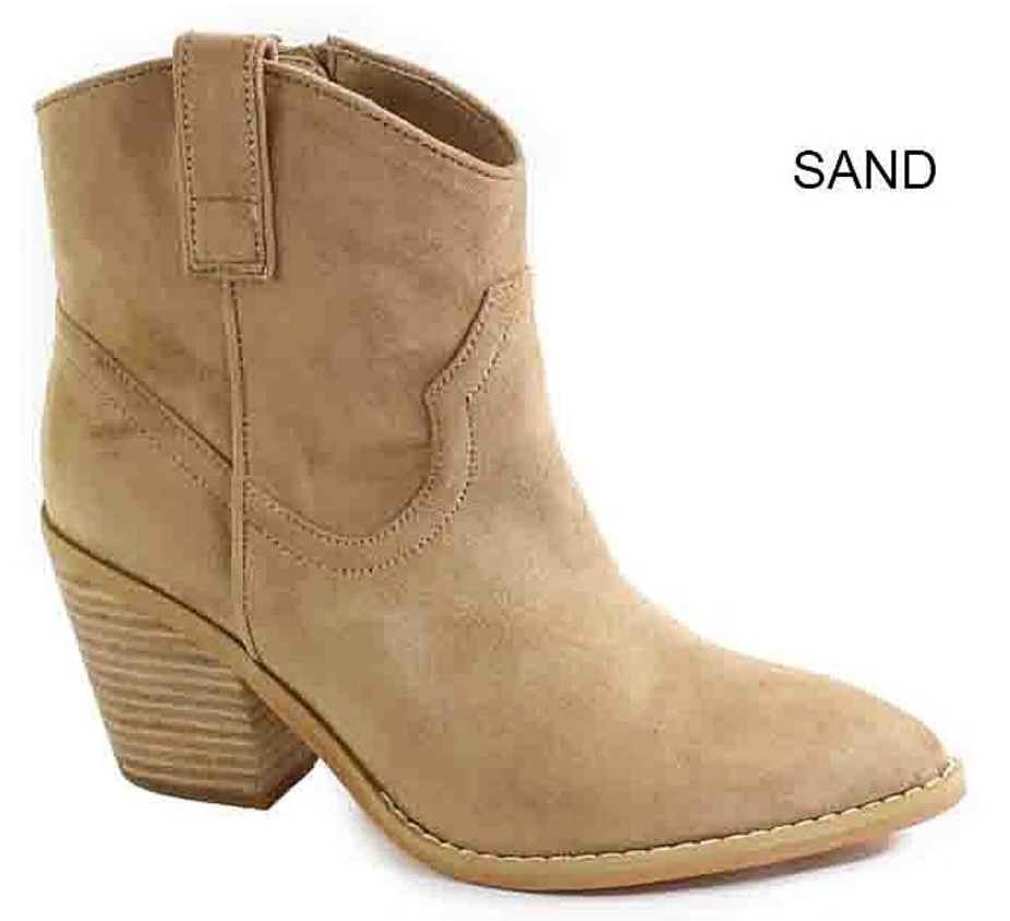 3030-Bota campera Beige.