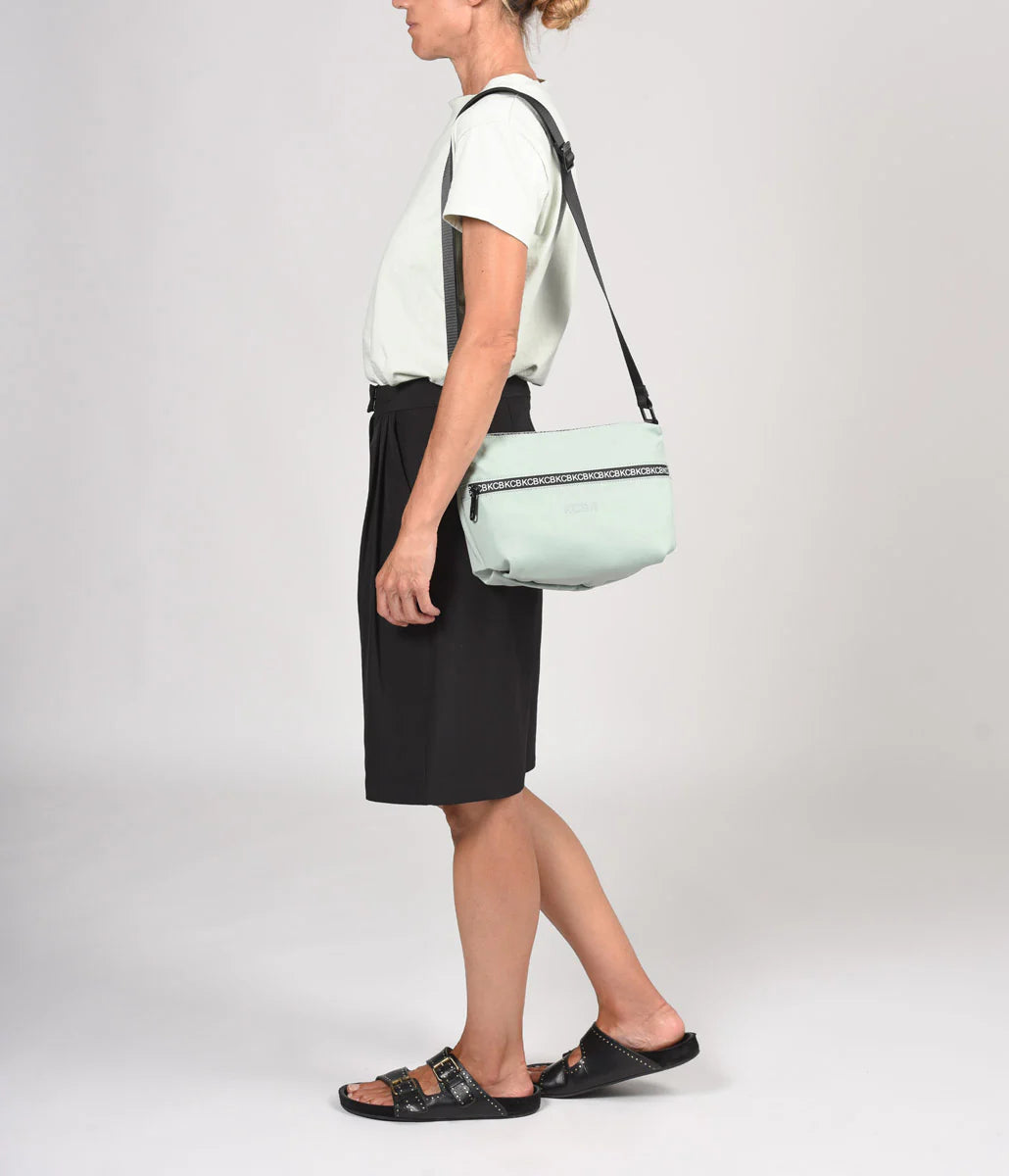 Bandolera mediana  KCB3248 Agua