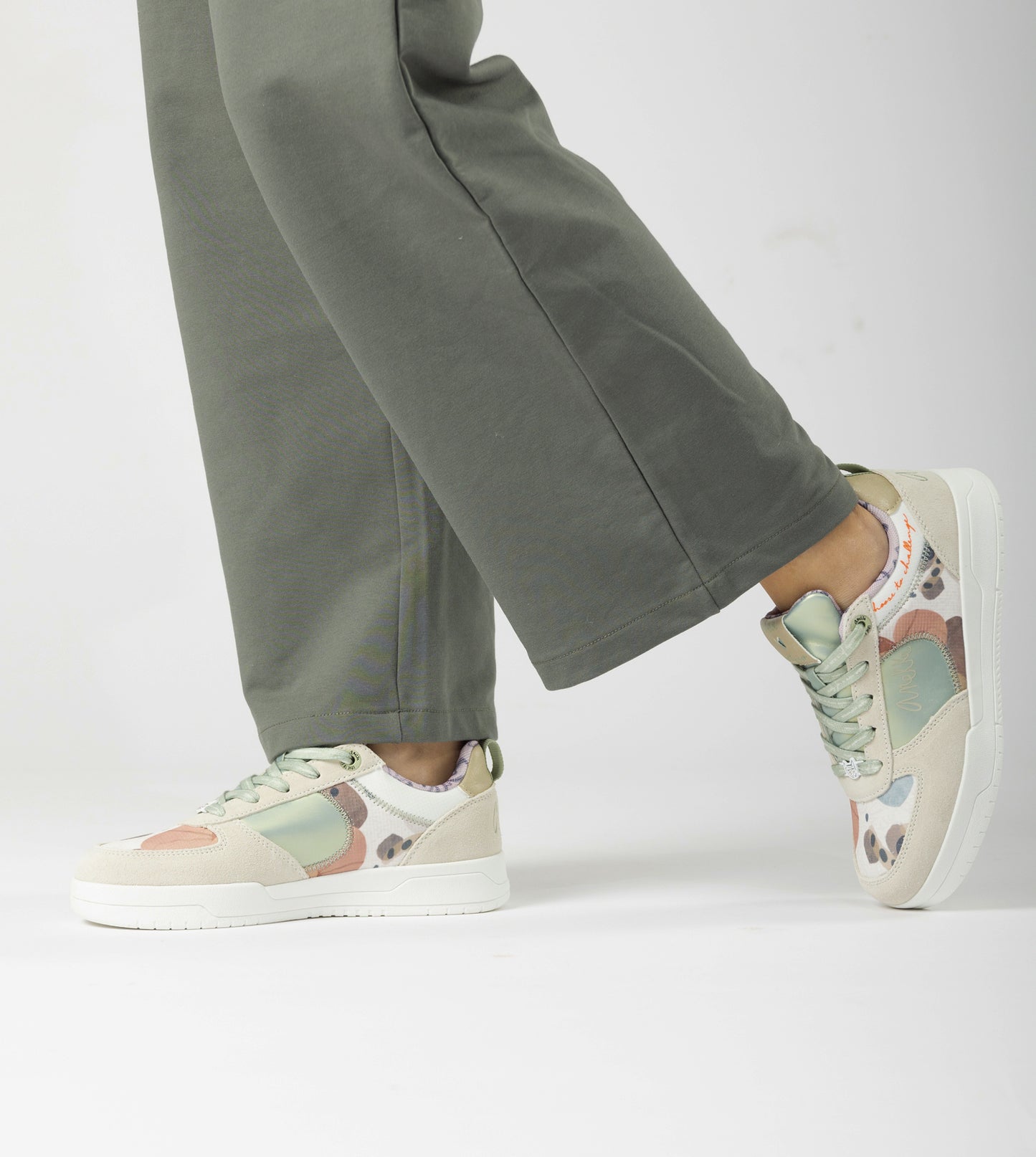 Deportivos retro verde Anekke