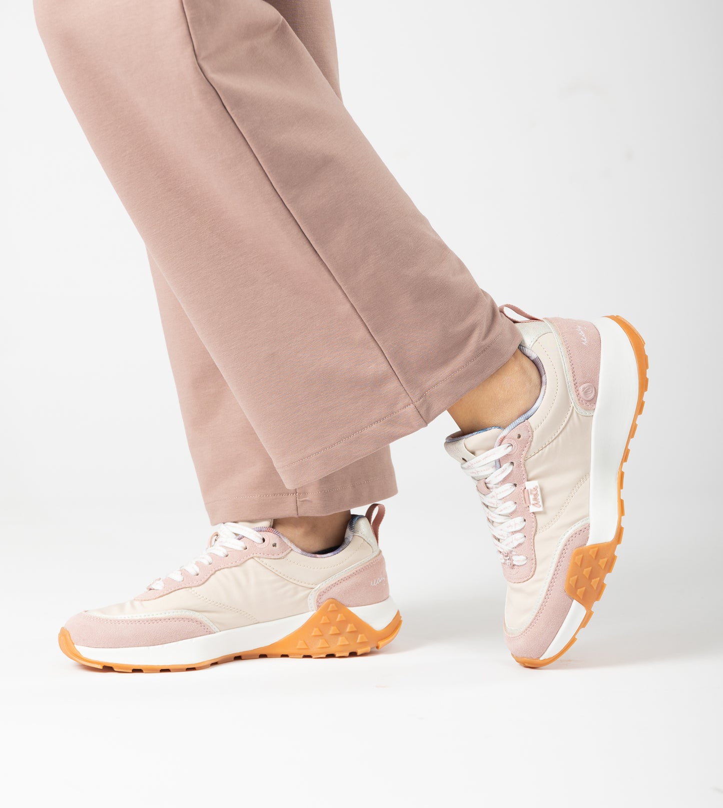 Sneakers de mujer retro Anekke - Rosa