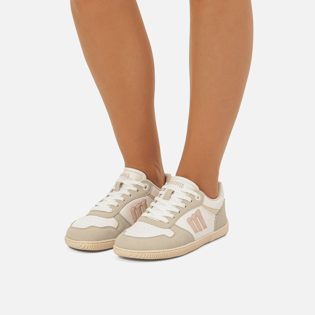 Mustang Free Aria Off White