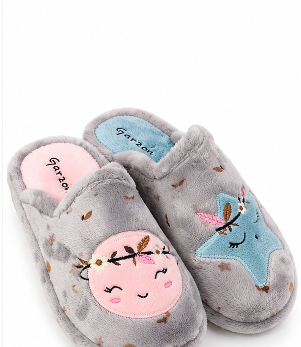 Zapatillas Garzón P455.275 gris perla vista tres cuartos