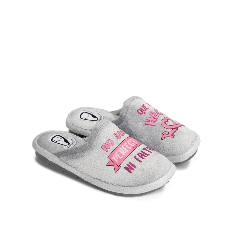 Zapatillas de casa "No soy perfecta"