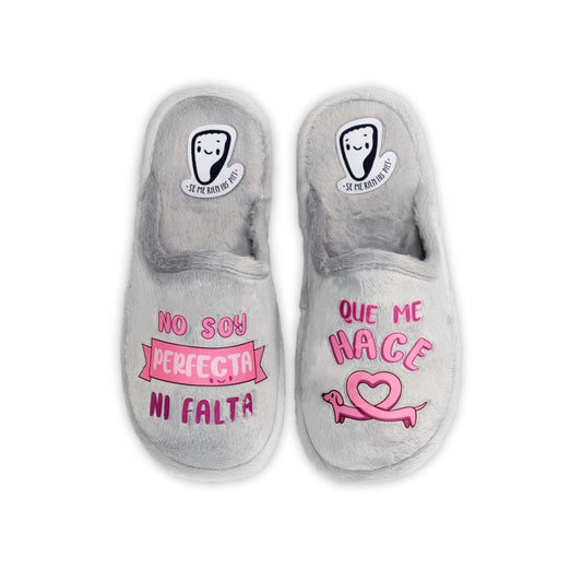 Zapatillas de casa "No soy perfecta"