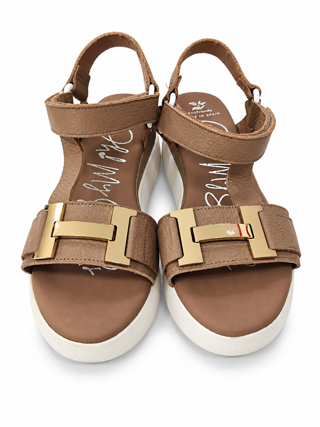 Sandalias Oh My Sandals 5671 taupe con plataforma y adorno dorado, vista par
